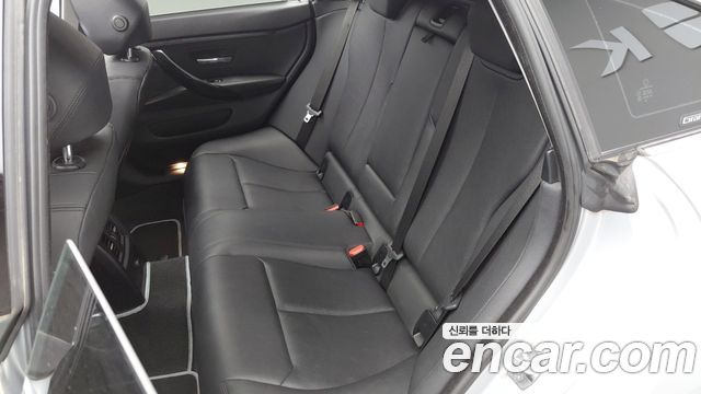 BMW 4-Series 2020 — photo 8