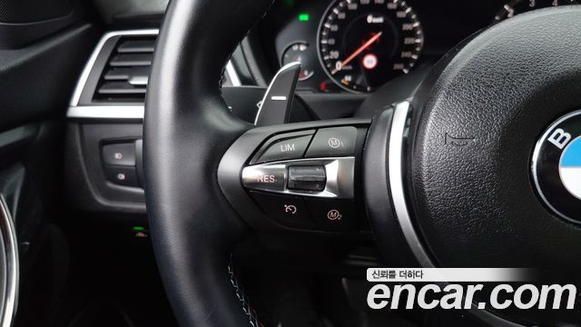 BMW 4-Series 2020 — photo 13