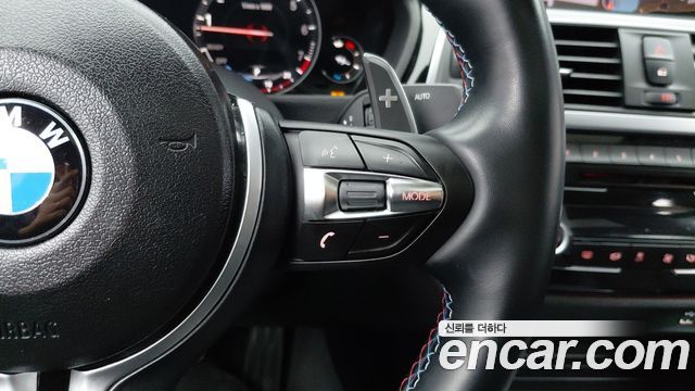 BMW 4-Series 2020 — photo 14