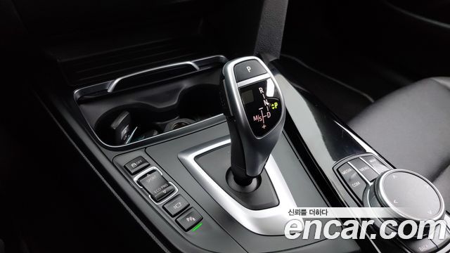 BMW 4-Series 2020 — photo 20