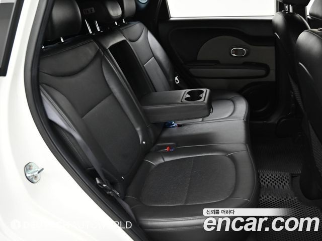 Kia Soul 2017 — photo 12