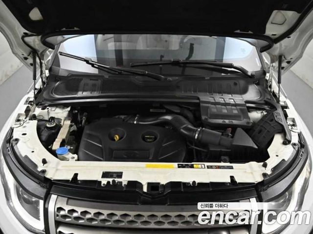 Land Rover Range Rover Evoque 2017 — photo 6