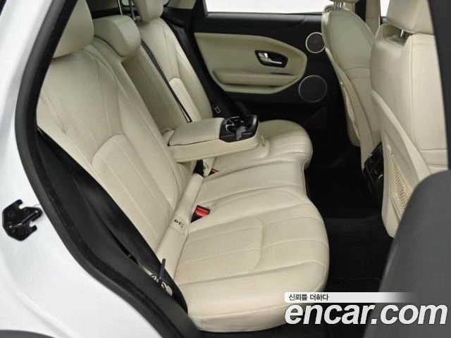 Land Rover Range Rover Evoque 2017 — photo 11
