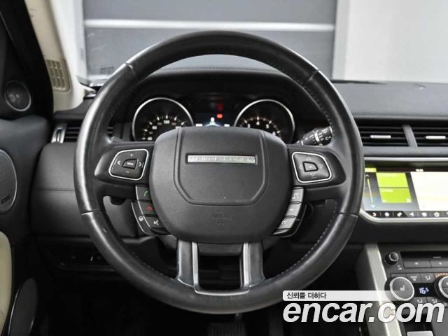 Land Rover Range Rover Evoque 2017 — photo 12