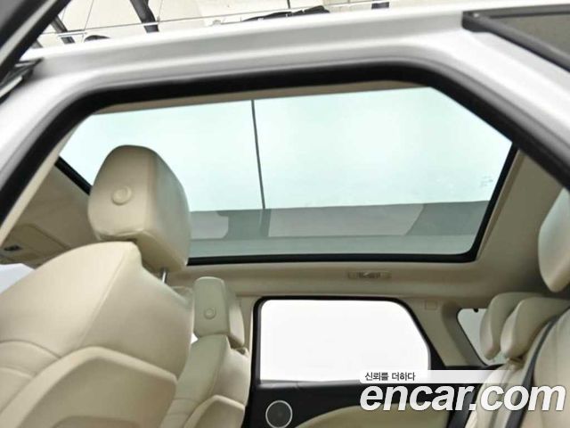 Land Rover Range Rover Evoque 2017 — photo 18