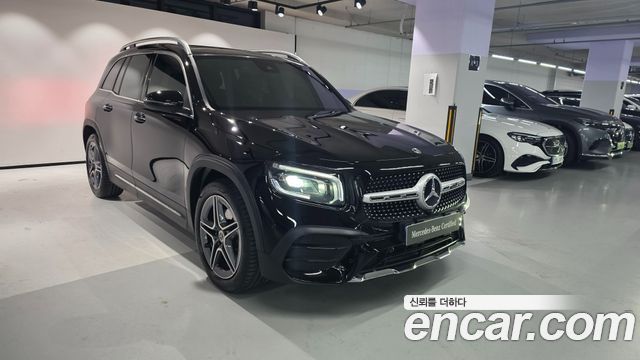 Mercedes-Benz GLB-Class 2021 — photo 2