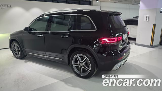 Mercedes-Benz GLB-Class 2021 — photo 3