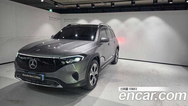 Mercedes-Benz EQB 2026 — photo 1