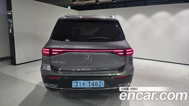 Mercedes-Benz EQB 2026 — photo 7
