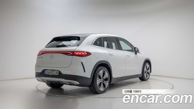 Mercedes-Benz EQE 2026 — photo 2