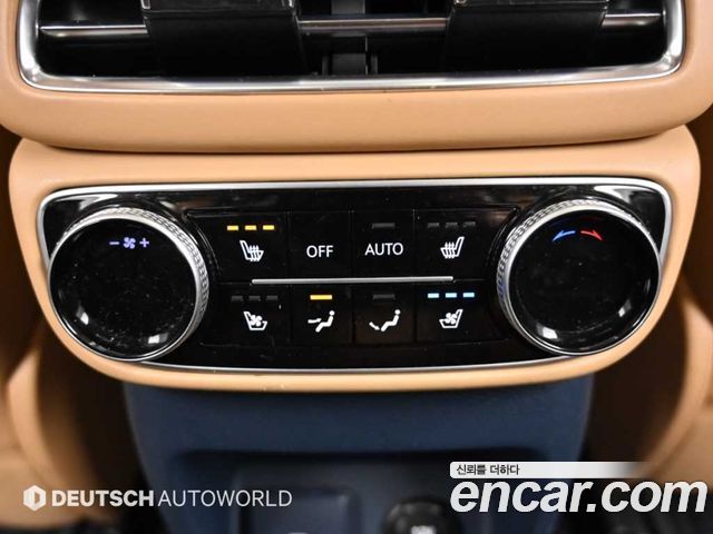 Genesis GV80 2023 — photo 17