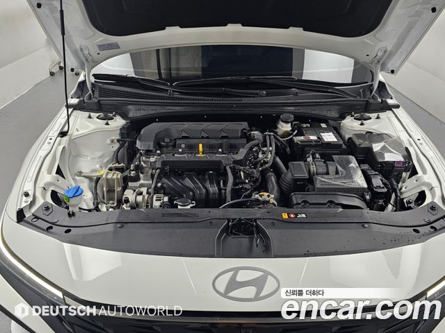 Hyundai AVANTE 2025 — photo 6