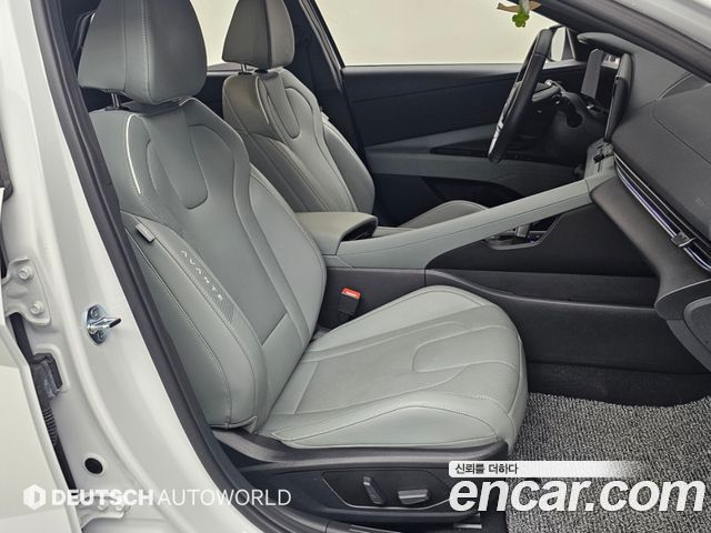 Hyundai AVANTE 2025 — photo 10