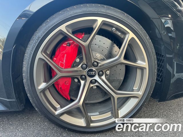 Audi RS6 2025 — photo 5