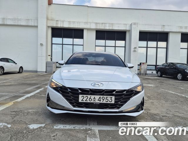 Hyundai AVANTE 2021 — photo 1