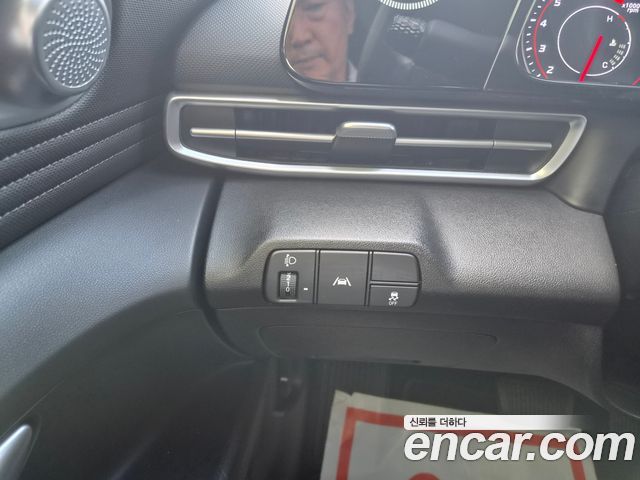 Hyundai AVANTE 2021 — photo 12