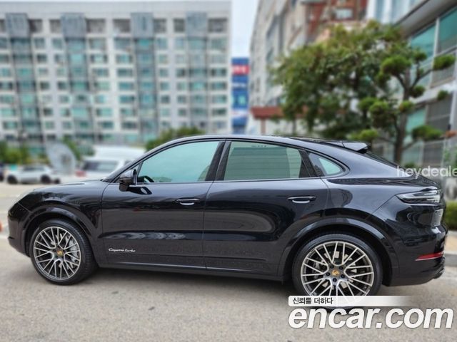 Porsche Cayenne 2021 — photo 4