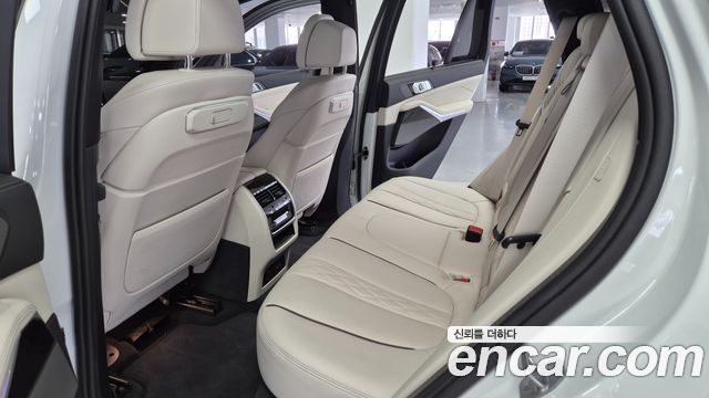 BMW X5 2025 — photo 11