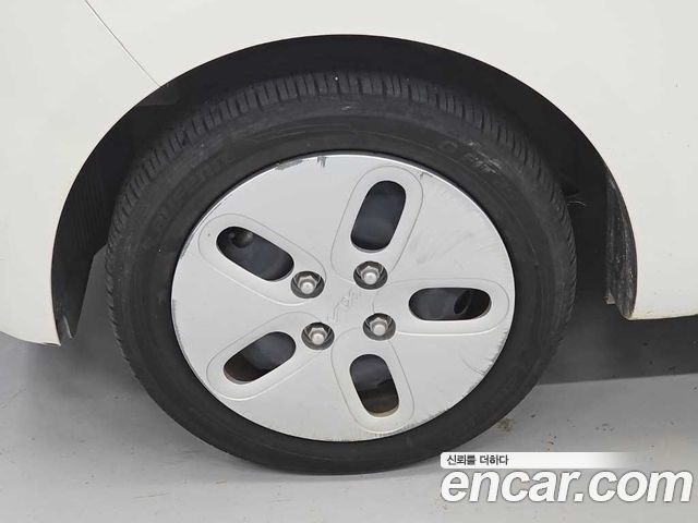 Kia RAY 2022 — photo 17