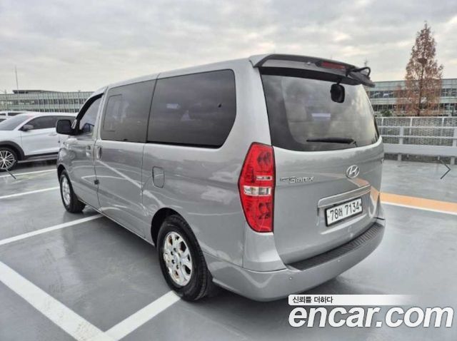 Hyundai Starex 2015 — photo 3