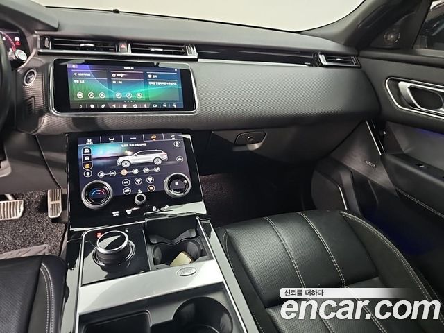 Land Rover Range Rover Velar 2019 — photo 11