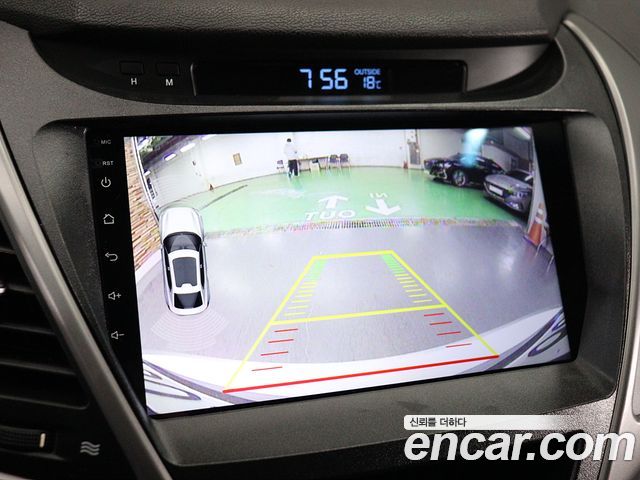 Hyundai AVANTE 2014 — photo 12