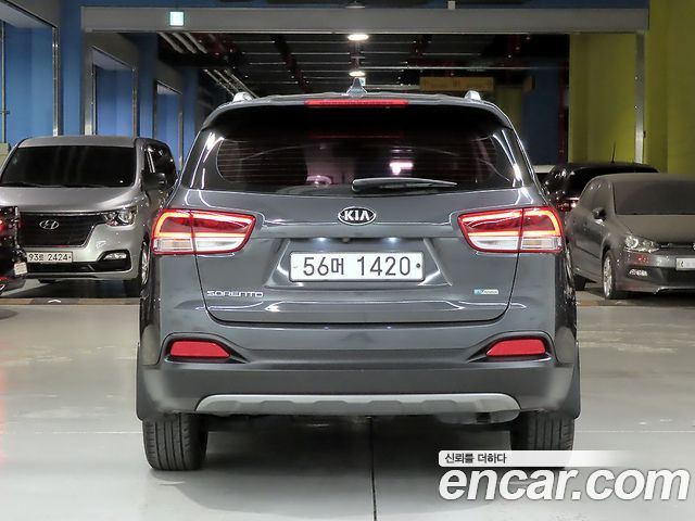 Kia Sorento 2015 — photo 3