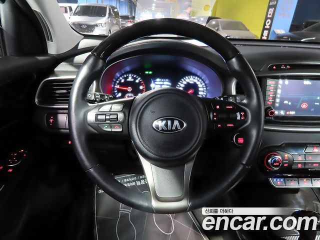 Kia Sorento 2015 — photo 11