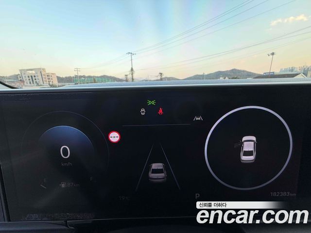 Hyundai Grandeur 2023 — photo 8