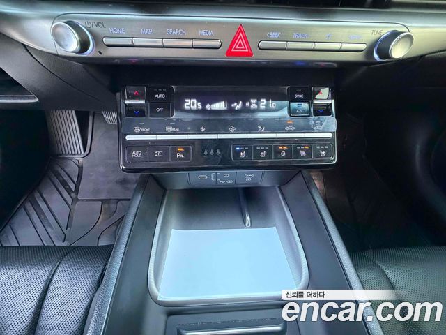 Hyundai Grandeur 2023 — photo 13