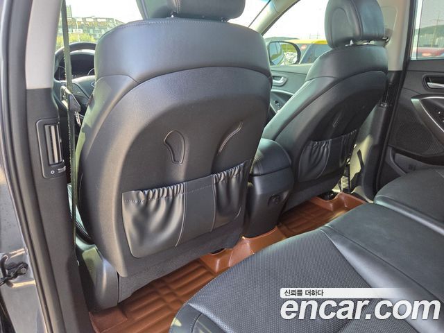 Hyundai Santafe 2016 — photo 10