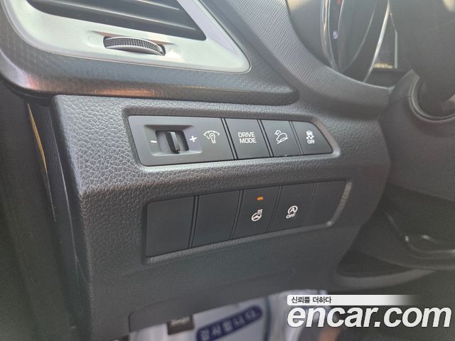 Hyundai Santafe 2016 — photo 11