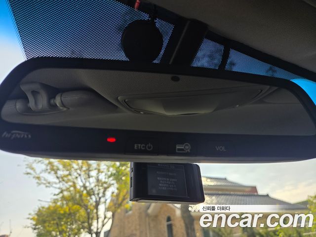 Hyundai Santafe 2016 — photo 18