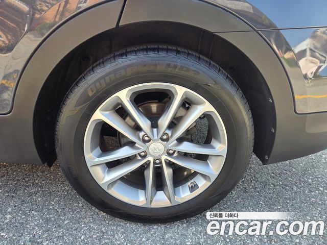 Hyundai Santafe 2016 — photo 20