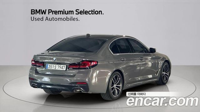 BMW 5-Series 2021 — photo 2