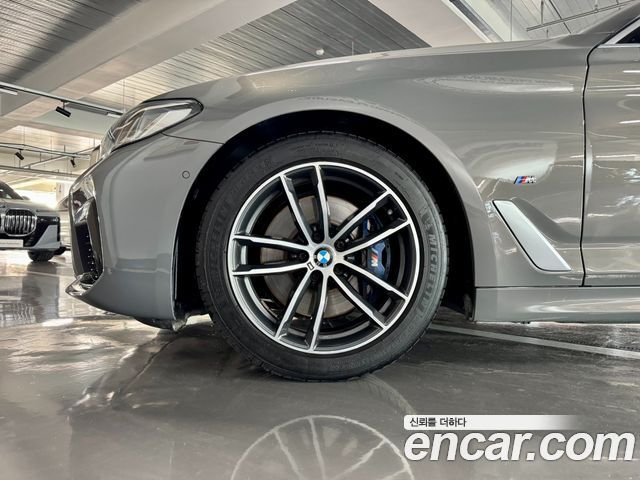 BMW 5-Series 2021 — photo 5