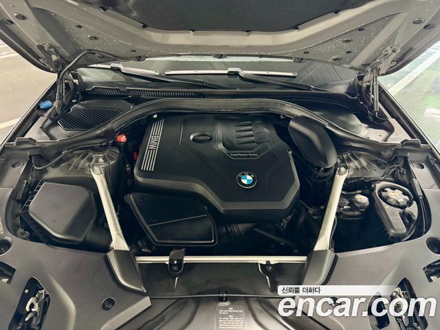 BMW 5-Series 2021 — photo 6