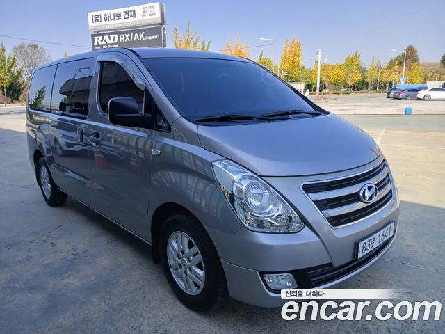 Hyundai Starex 2018 — photo 2