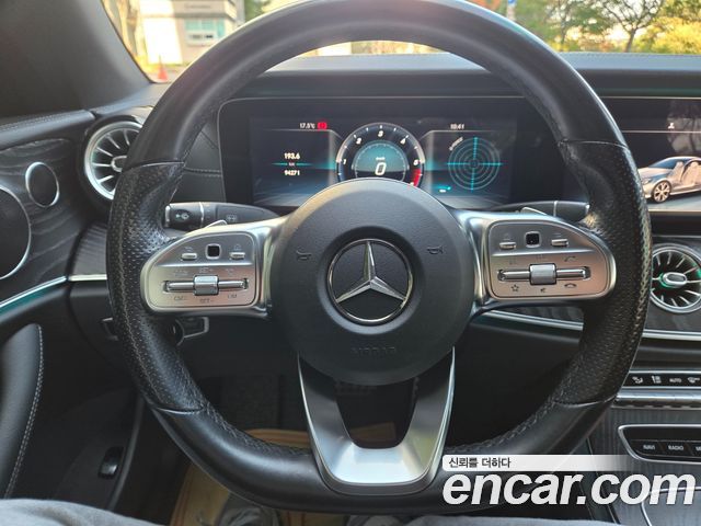 Mercedes-Benz E-Class 2019 — photo 9