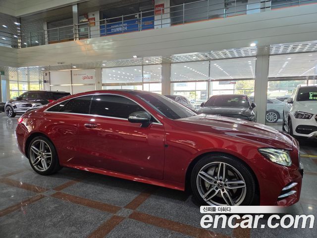 Mercedes-Benz E-Class 2019 — photo 18