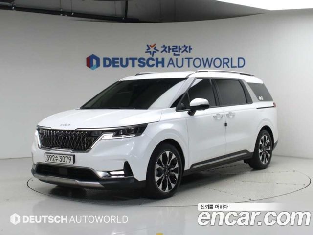 Kia Canival 2023 — photo 2