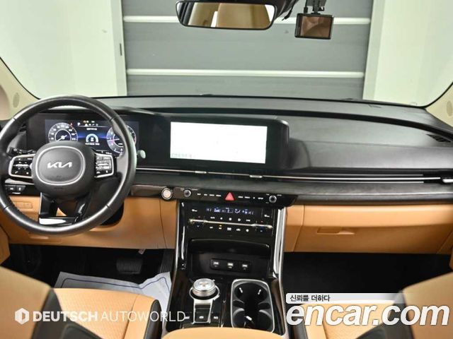 Kia Canival 2023 — photo 6