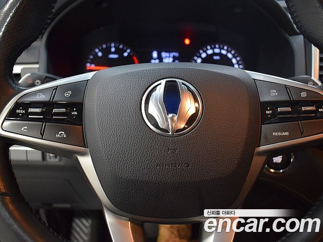 KG Mobility Rexton 2018 — photo 11