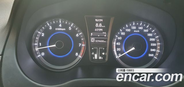 Hyundai Grandeur 2011 — photo 8