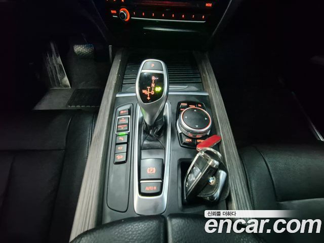 BMW X5 2015 — photo 9