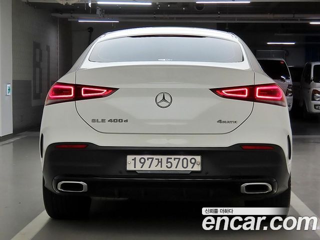 Mercedes-Benz GLE-Class 2022 — photo 3
