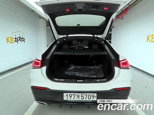 Mercedes-Benz GLE-Class 2022 — photo 5