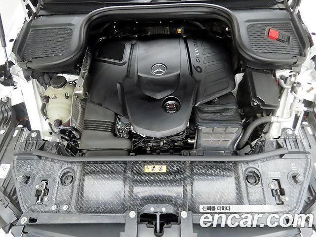 Mercedes-Benz GLE-Class 2022 — photo 20