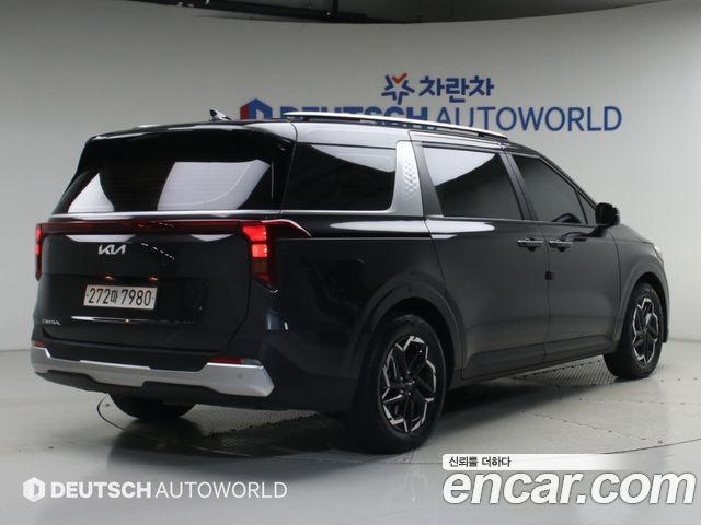 Kia Canival 2025 — photo 4