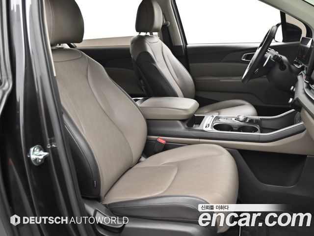 Kia Canival 2025 — photo 16
